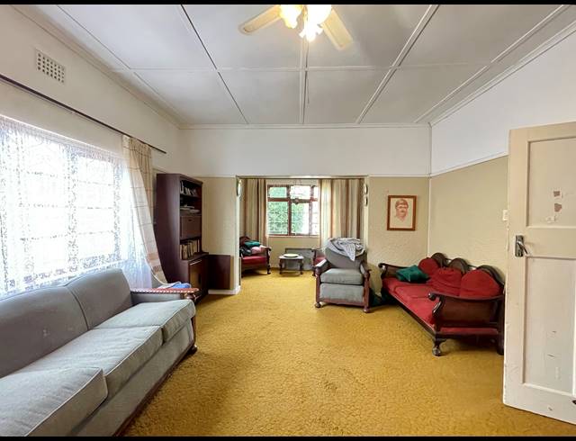 3 BEDROOM HOUSE FOR SALE IN HEATHFIELD